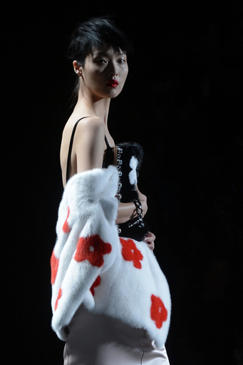 ＜13年春夏ミラノコレクション＞プラダ