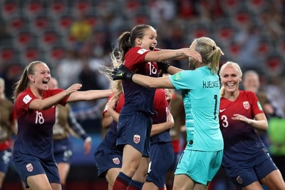 ノルウェー、豪とのPK戦制し女子W杯ベスト8