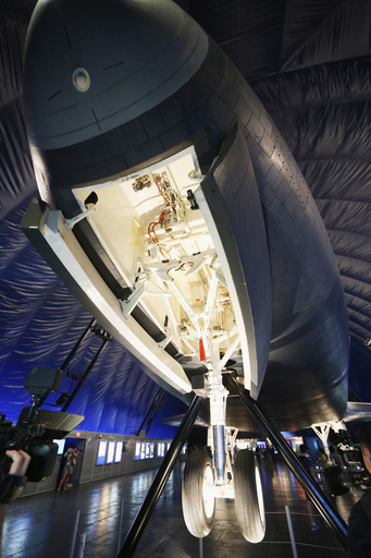 スペースシャトル「エンタープライズ」、博物館での一般公開始まる