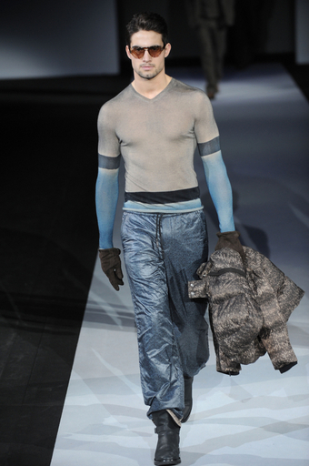 ＜11/12年秋冬ミラノ・メンズコレクション＞ジョルジオ アルマーニ