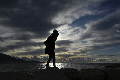 ビールジョッキ大の髪の塊、少女の胃から摘出 チェコ