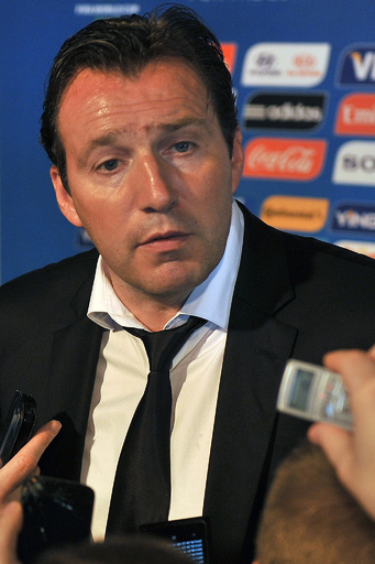 ベルギー代表のヴィルモッツ監督が契約延長