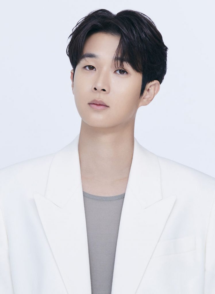 俳優チェ・ウシク＝フェイブルカンパニー提供(c)NEWSIS