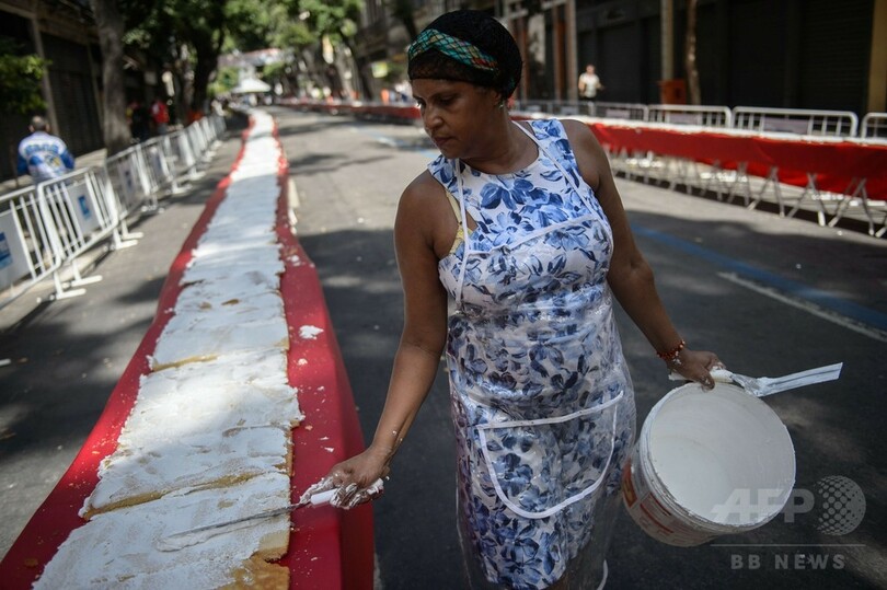 リオ市誕生450周年、巨大ケーキでお祝い ブラジル