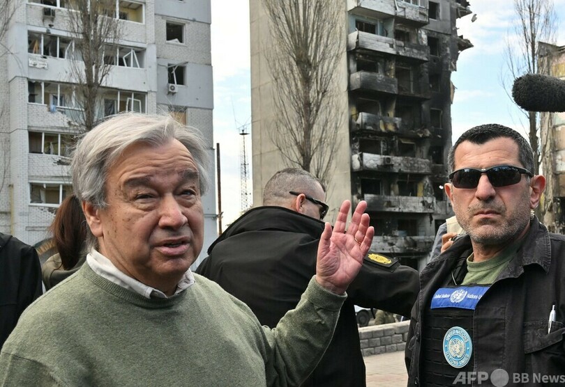 ロシア軍がキーウ攻撃 国連総長の訪問中、10人負傷
