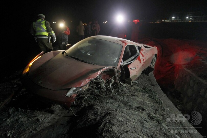 サッカーのチリ代表ビダル、飲酒運転で逮捕 交通事故でけが