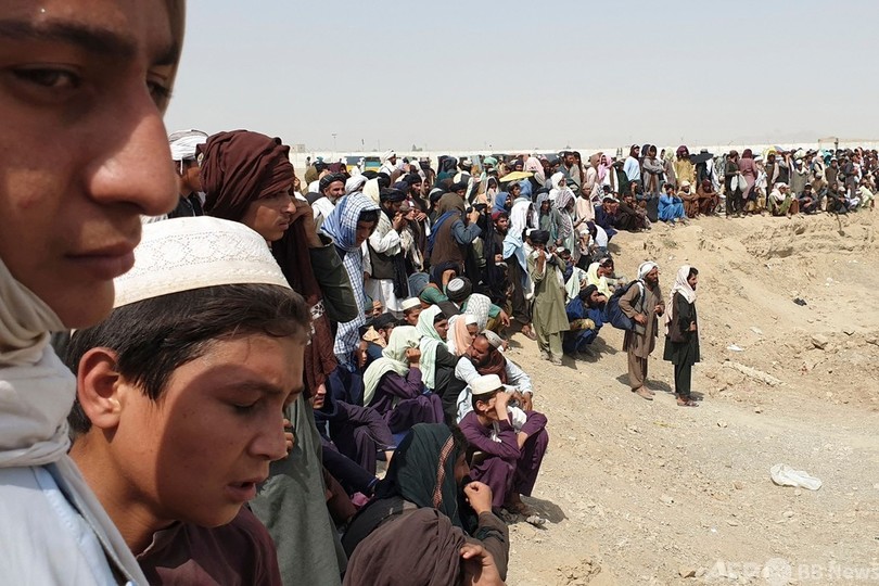 アフガン パキスタン国境 400人が突破試みる 警備隊が催涙ガス使用 写真10枚 国際ニュース Afpbb News
