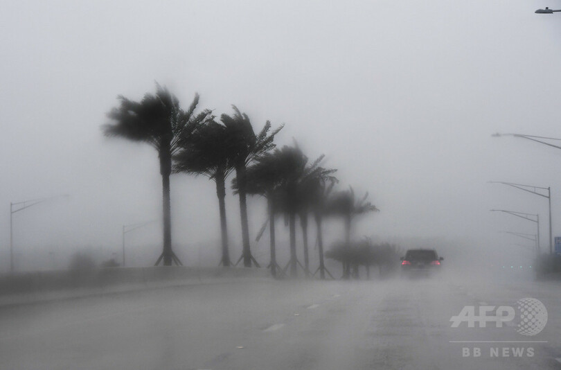 大型ハリケーン マシュー 米フロリダ州沿岸部で暴風雨 写真1枚 国際ニュース Afpbb News