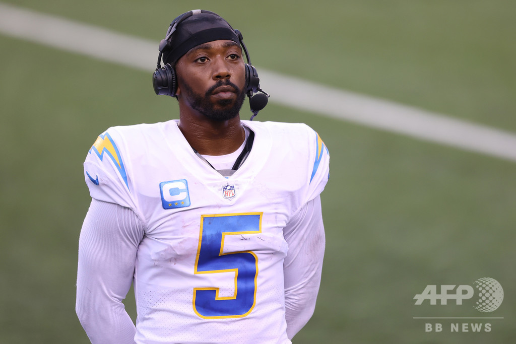 NFLチャージャーズQB、チーム医師の注射で肺に穴 報道 NFLチャージャーズQB、チーム医師の注射で肺に穴 報道