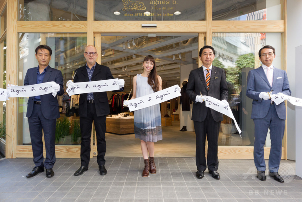 「アニエスベー」銀座店オープニングに豊田エリー登場