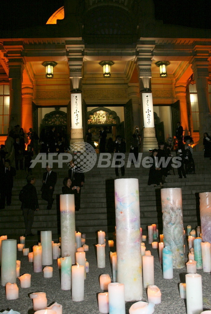 世界的モデル「山口小夜子さんを送る夜」 約1000人が参列