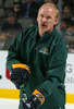 写真は、指導に励むバッファロー・セイバーズ（%%Buffalo Sabres%%）のリンディ・ラフ（%%Lindy Ruff%%）監督。(c)AFP/Getty Images Jim McIsaac