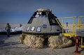 米ニューメキシコ州に着陸したスターライナー。米航空宇宙局（NASA）・ボーイング提供（2022年5月25日撮影、提供）。(c)AFP PHOTO /  NASA / Bill INGALLS