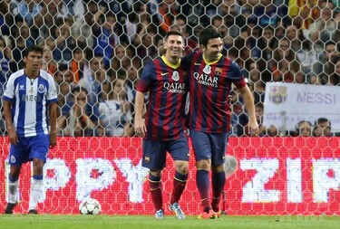 デコ氏引退試合にバルサとポルトの元スターが集結、メッシも出場 写真7