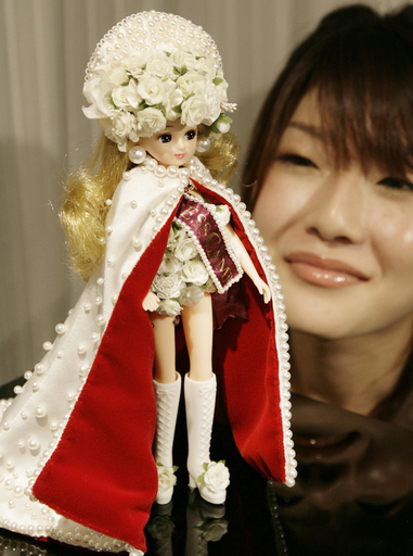 銀座で「リカちゃん」40周年展、ドレスキャンプらとコラボも