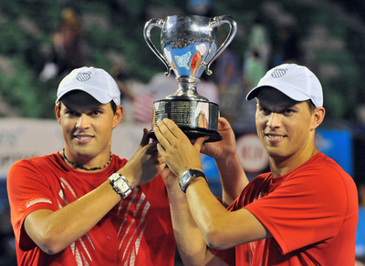 ブライアン兄弟が2連覇、全豪オープンテニス