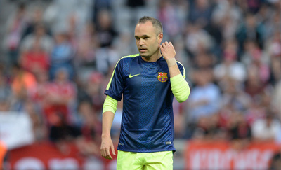 バルセロナに朗報、イニエスタが練習復帰