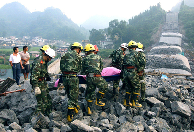 中国橋崩壊事故、死者は29人に
