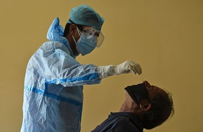 WHO、世界人口1割が感染と推計 組織改革の加速示唆