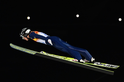 伊藤がジャンプ女子で7位入賞、ソチ五輪