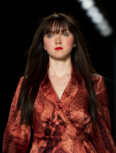 ＜11/12年秋冬ベルリン・コレクション＞｢アニャ・ゴッケル｣にリリー・コール登場