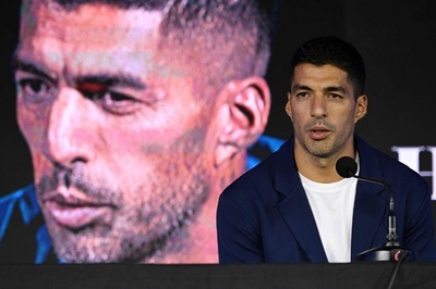 ルイス・スアレス、ウルグアイ代表引退を発表