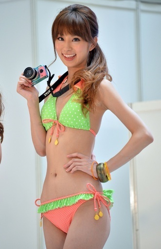 「海の日」に三愛の水着ショー、都内