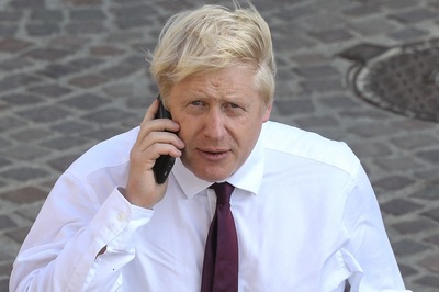 英首相の携帯番号、15年間ネットで公開 報道