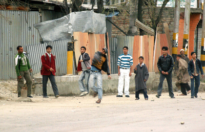 カシミールの反政府活動による死者は4万2000人超 - インド