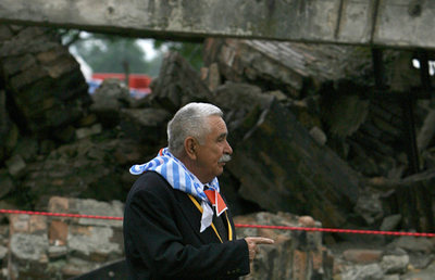 強制収容所訪問で締めくくられるローマ法王の旅 - ポーランド