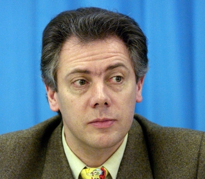 性的虐待疑惑の仏フィギュアスケート指導者、「不適切な」関係を謝罪