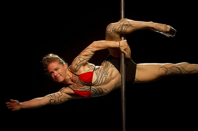 女王は誰？南米コロンビアで「ミス･ポールダンス」大会