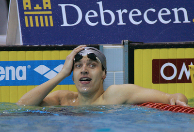 ドネツ 男子100メートル背泳ぎで優勝