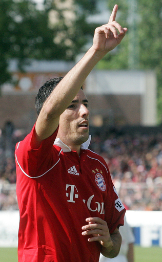 ＜サッカー ブンデスリーガ＞バイエルン コットブスを降し4試合ぶりの勝利 - ドイツ