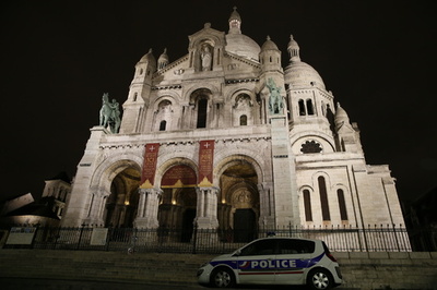 クリスマスの教会、警備強化呼び掛け 仏内相