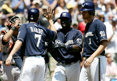 ブルワーズ ジャイアンツを降し同一カード3連勝