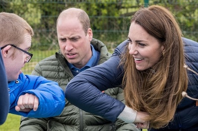 ウィリアム英王子夫妻、ダラムの地元住民と笑顔で交流
