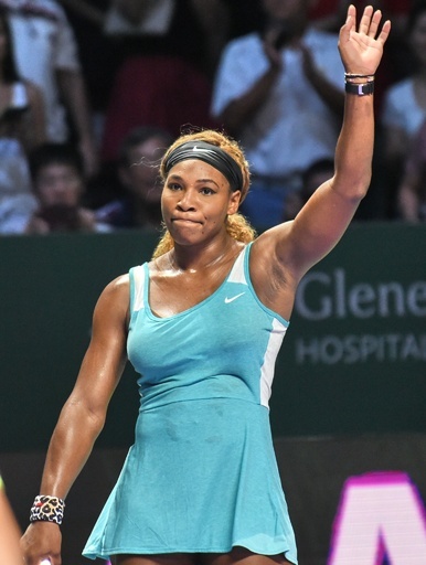 セレーナがボズニアツキに競り勝ち決勝へ、WTAツアー選手権