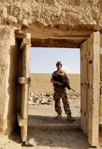 英軍、アフガニスタンへ500人増派 9500人規模に