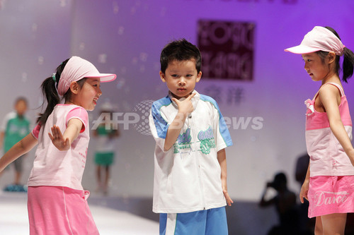 拡大する中国子供服市場 10年までに5000億円の見込み 写真7枚 ファッション ニュースならmode Press Powered By Afpbb News
