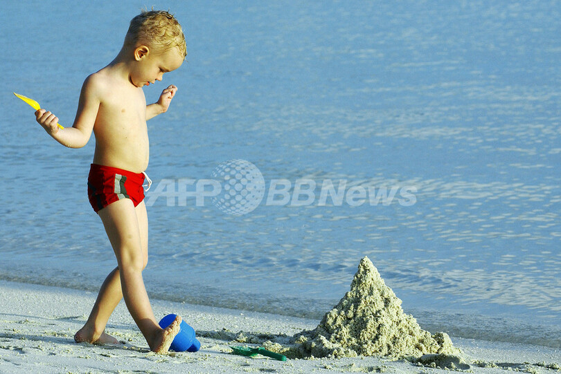 海面上昇で水没危機の島国、モルディブで対策会議