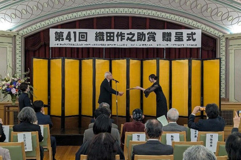 ◆関西大学が全国の若者の小説創作を応援◆2025年度「織田作之助青春賞」募集開始 ~24歳以下の書いた短編小説が対象。昨年の応募は255作品~