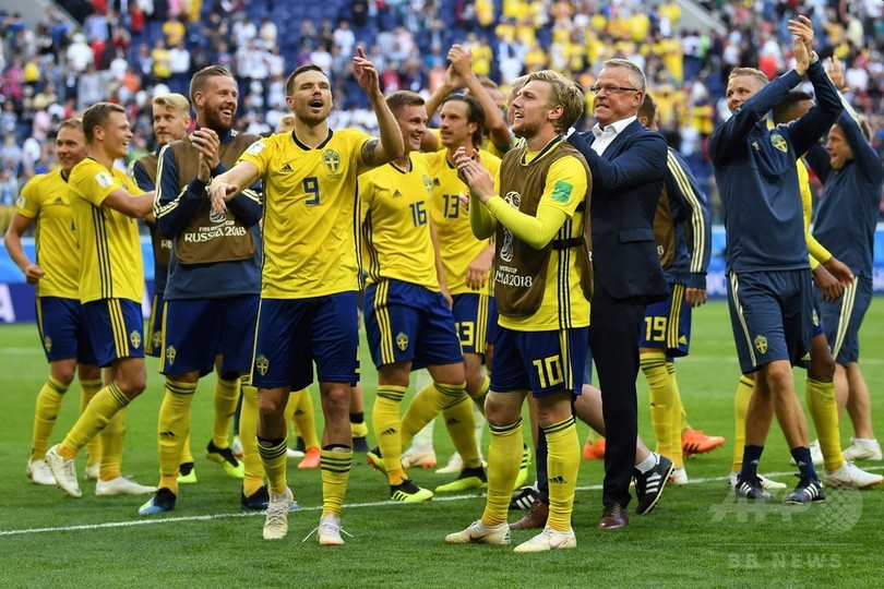 写真特集 ロシアw杯決勝トーナメント1回戦 スウェーデン対スイス 写真38枚 国際ニュース Afpbb News