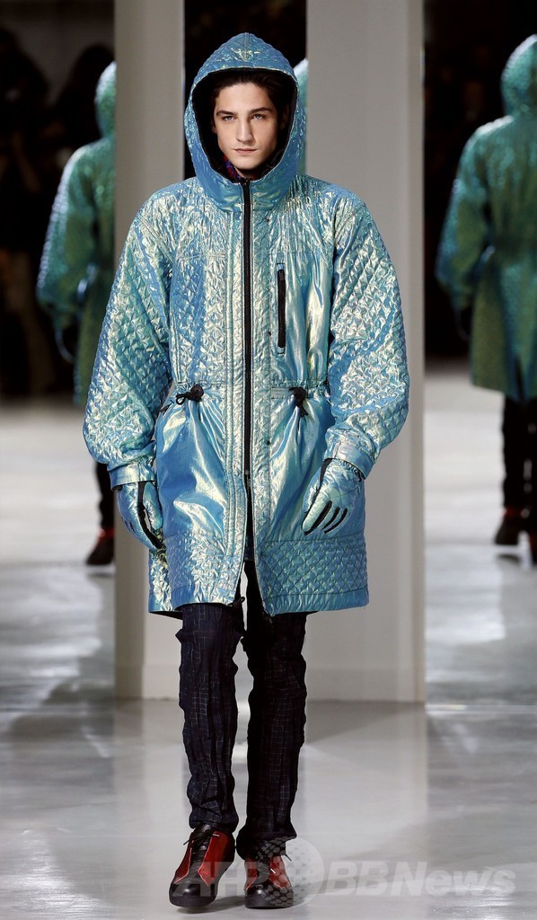 ＜14/15年秋冬パリ・メンズコレクション＞イッセイ ミヤケ