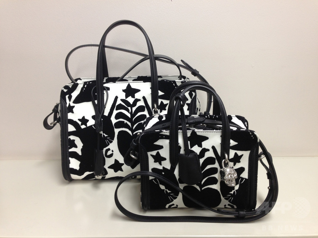 「A・マックイーン」日本限定バッグ、先行発売