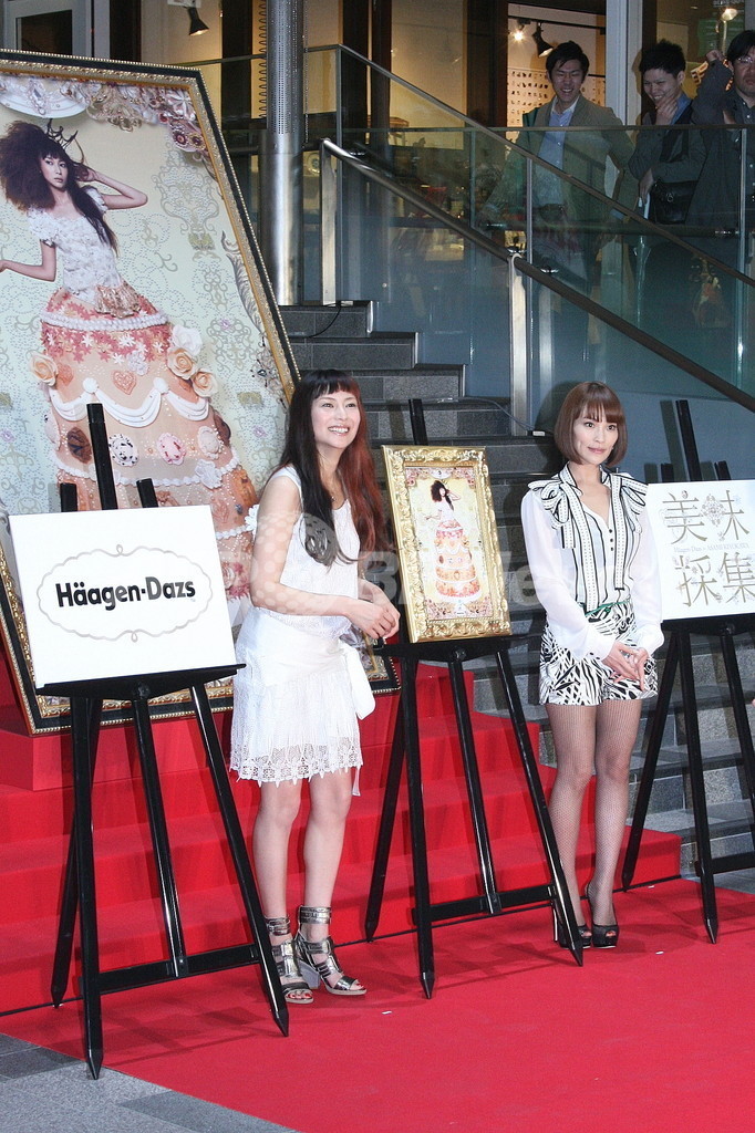 清川あさみ「美味採集」「美女採集」展同時開催、表参道ヒルズで6日まで