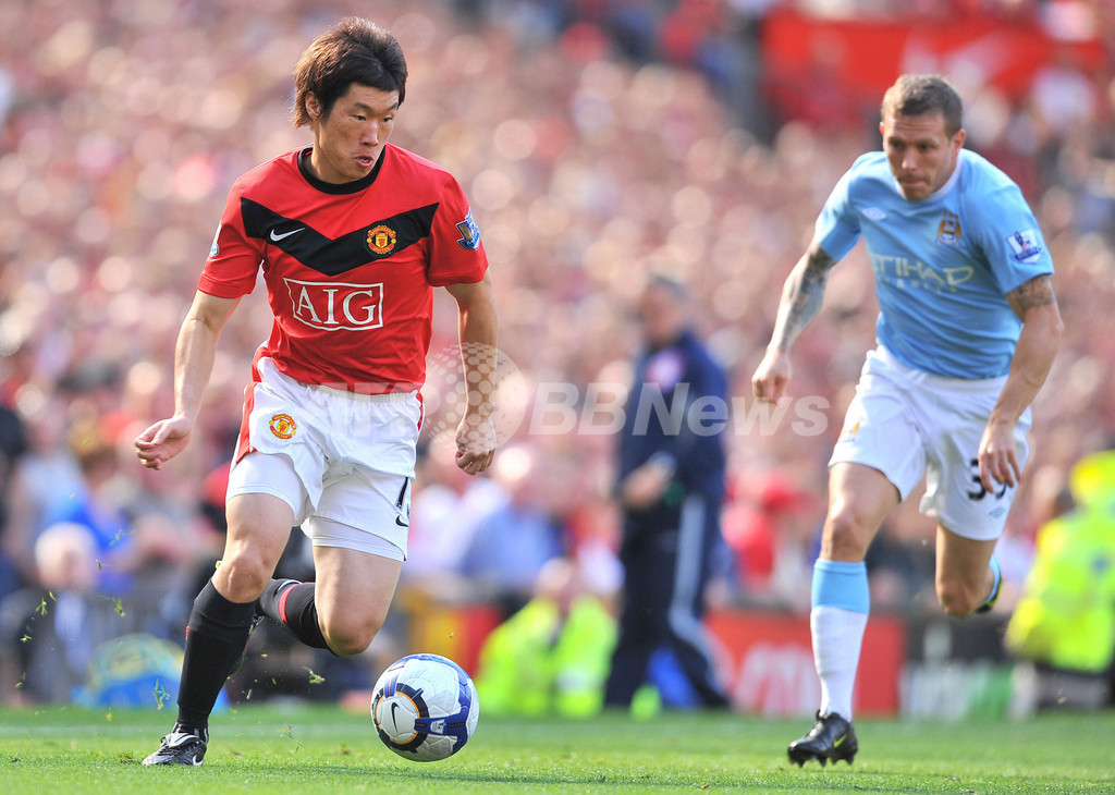 オーウェンの劇的な決勝点でマンチェスター・ユナイテッドがダービー