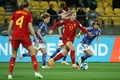 サッカー女子W杯オーストラリア・ニュージーランド大会、グループC、日本対スペイン。ボールを運ぶスペインのアレクシア・プテラス（中央、2023年7月31日撮影）。(c)Marty MELVILLE / AFP