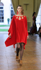 フランス・パリ市内で発表されたアレクシス・マビーユ（ALEXIS MABILLE）の11/12年秋冬コレクション（2011年3月6日撮影）。(c)AFP/Pierre Verdy