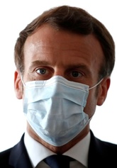 中国のコロナ対応「ばか正直に信じてはいけない」、マクロン氏